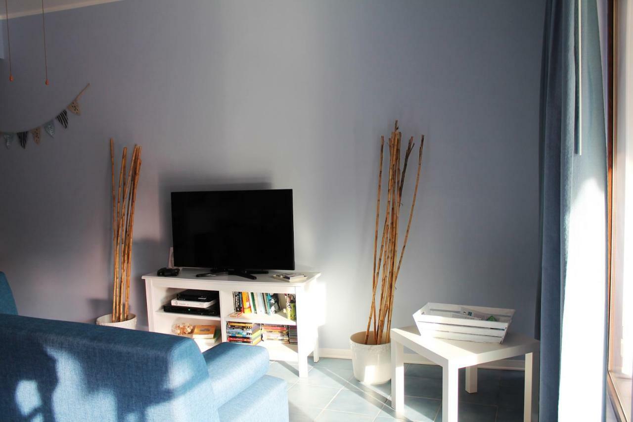 Light Blue House Apartment Летояни Екстериор снимка
