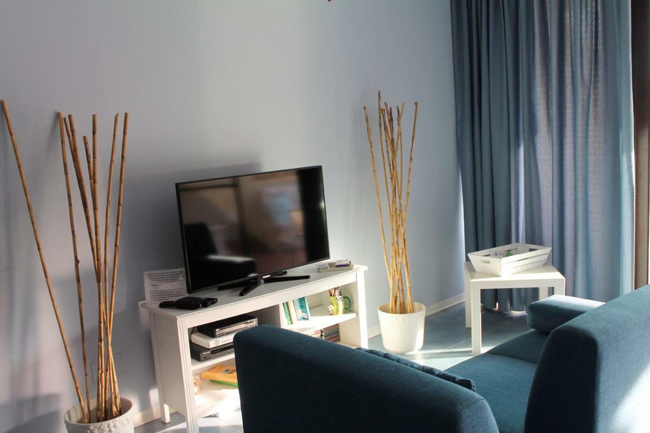 Light Blue House Apartment Летояни Екстериор снимка