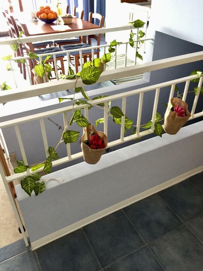 Light Blue House Apartment Летояни Екстериор снимка